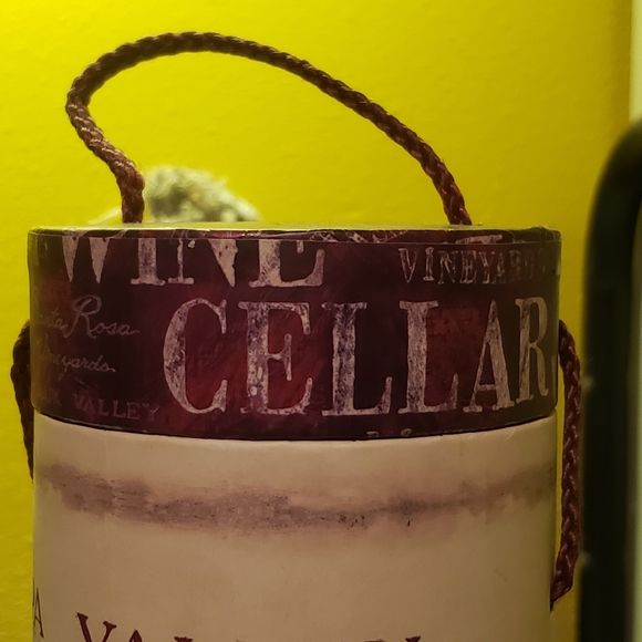 Vtg 2004 Chardonnay Tube/Cylinder/Wine Gift Box - Picture 6 of 14